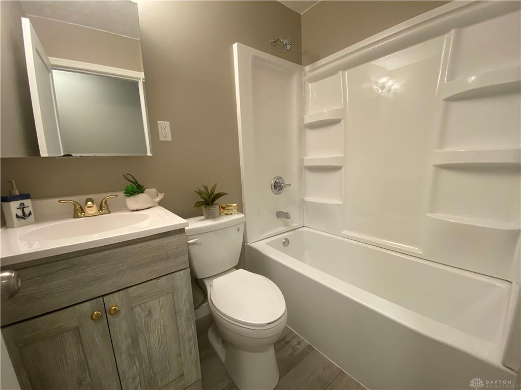 2219 Stop 8 Property Photo 17
