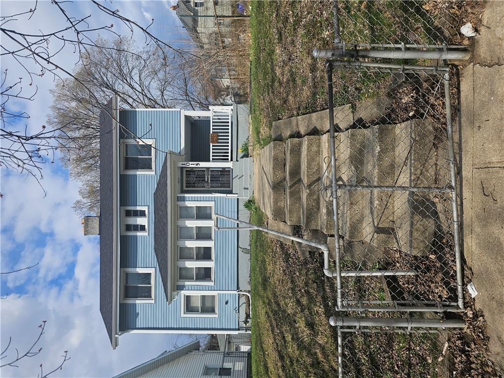 1015 Lexington Property Photo 1