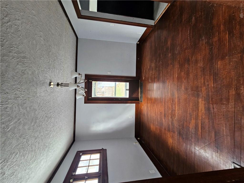 1015 Lexington Property Photo 7