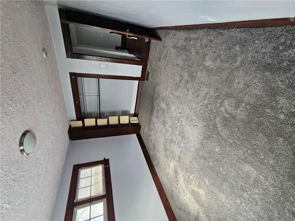 1015 Lexington Property Photo 18