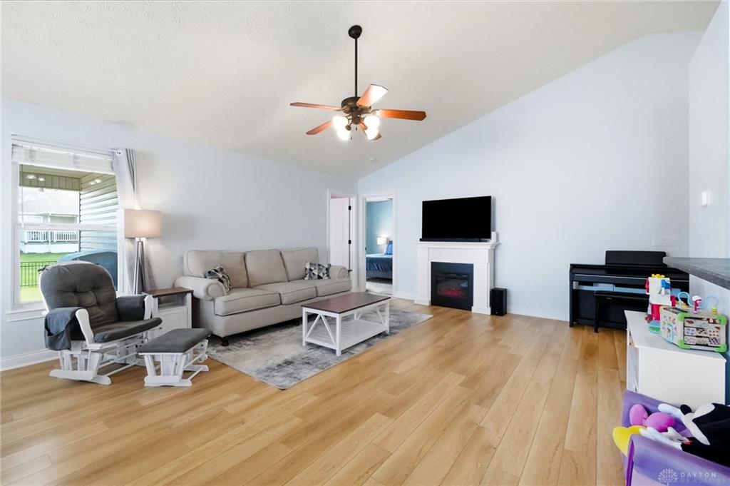 479 Jodee Property Photo 8