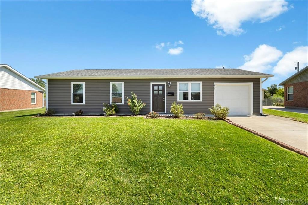 215 Woodfield Property Photo 1