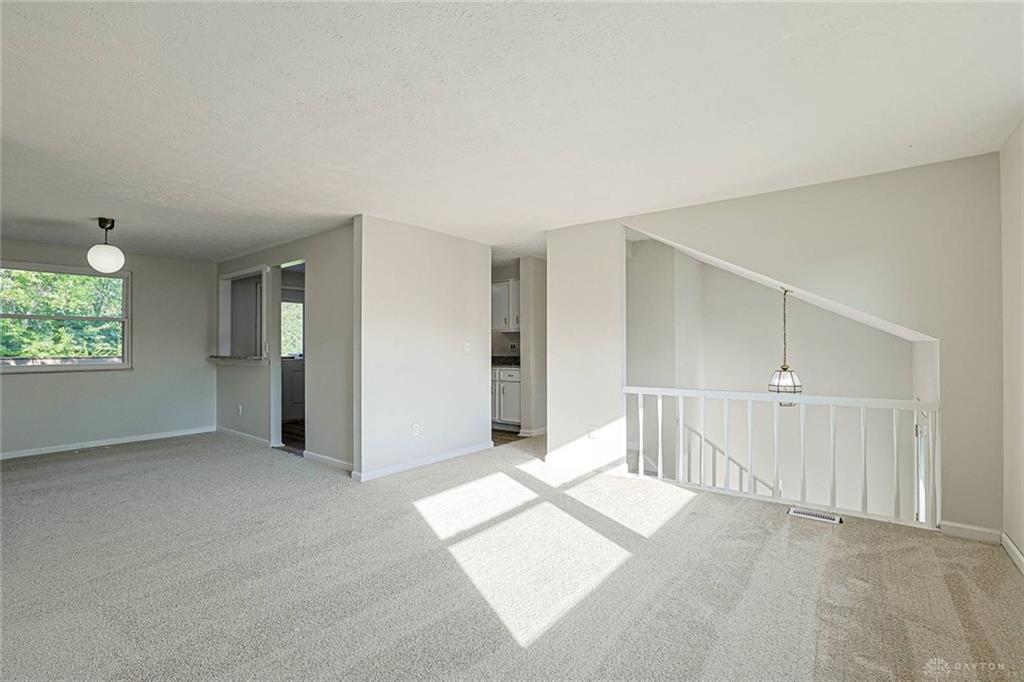 5569 Venus Property Photo 8