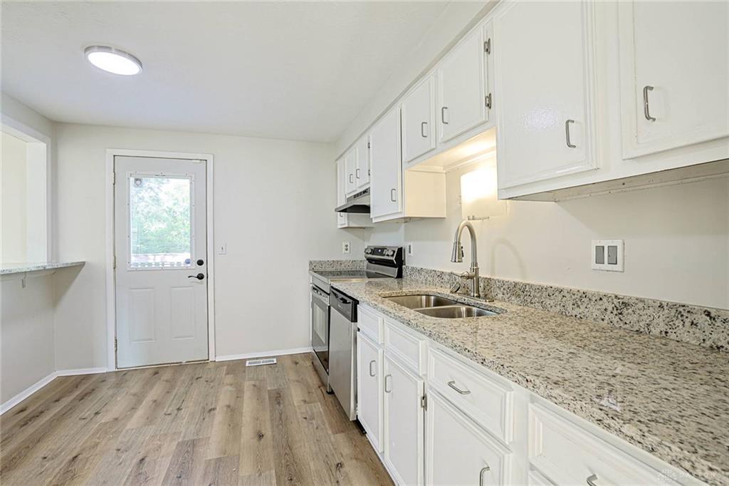 5569 Venus Property Photo 15