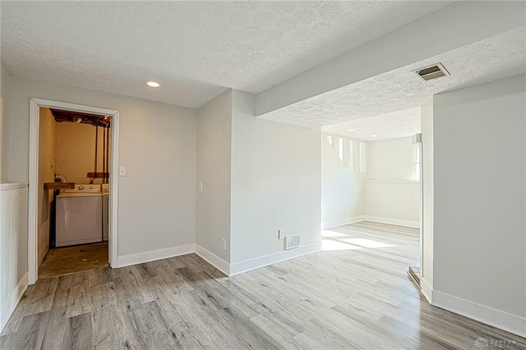 5569 Venus Property Photo 26