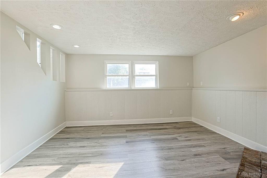 5569 Venus Property Photo 29
