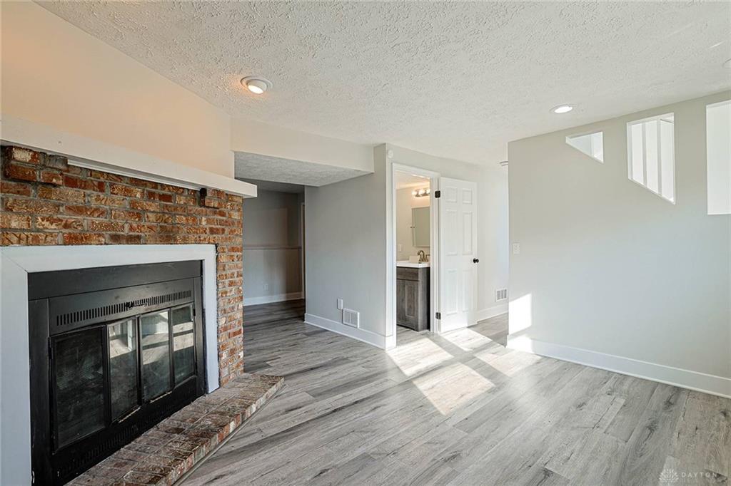 5569 Venus Property Photo 32