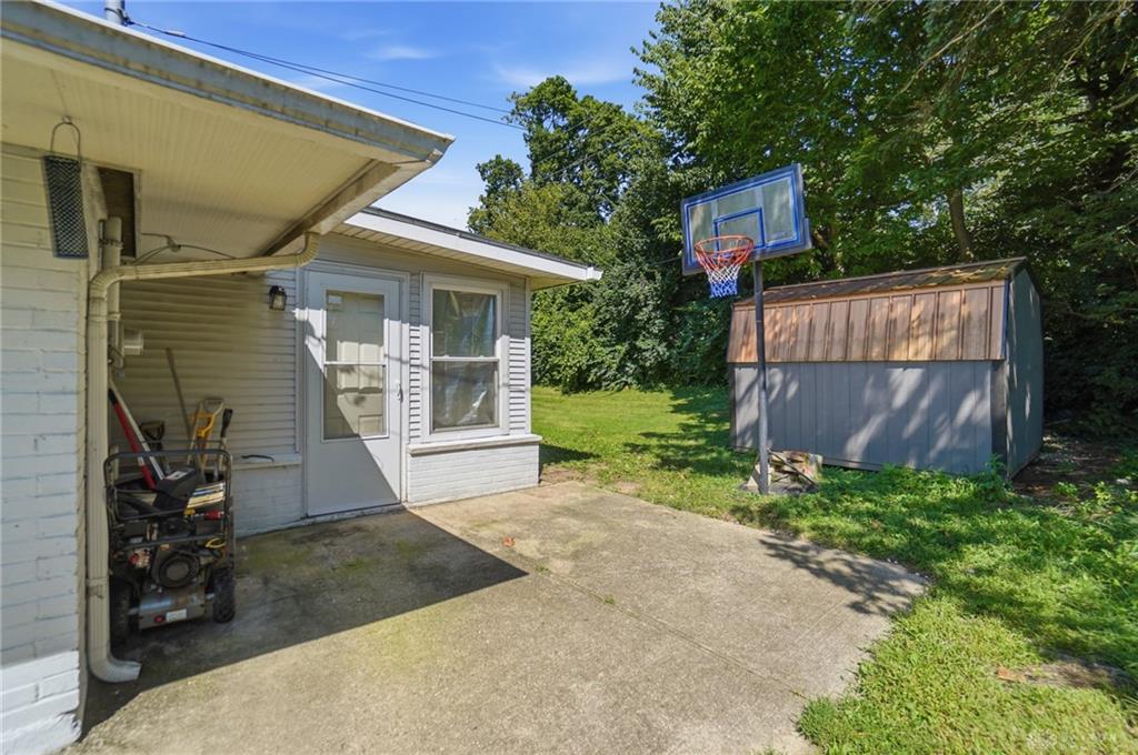 3776 Utica Property Photo 37