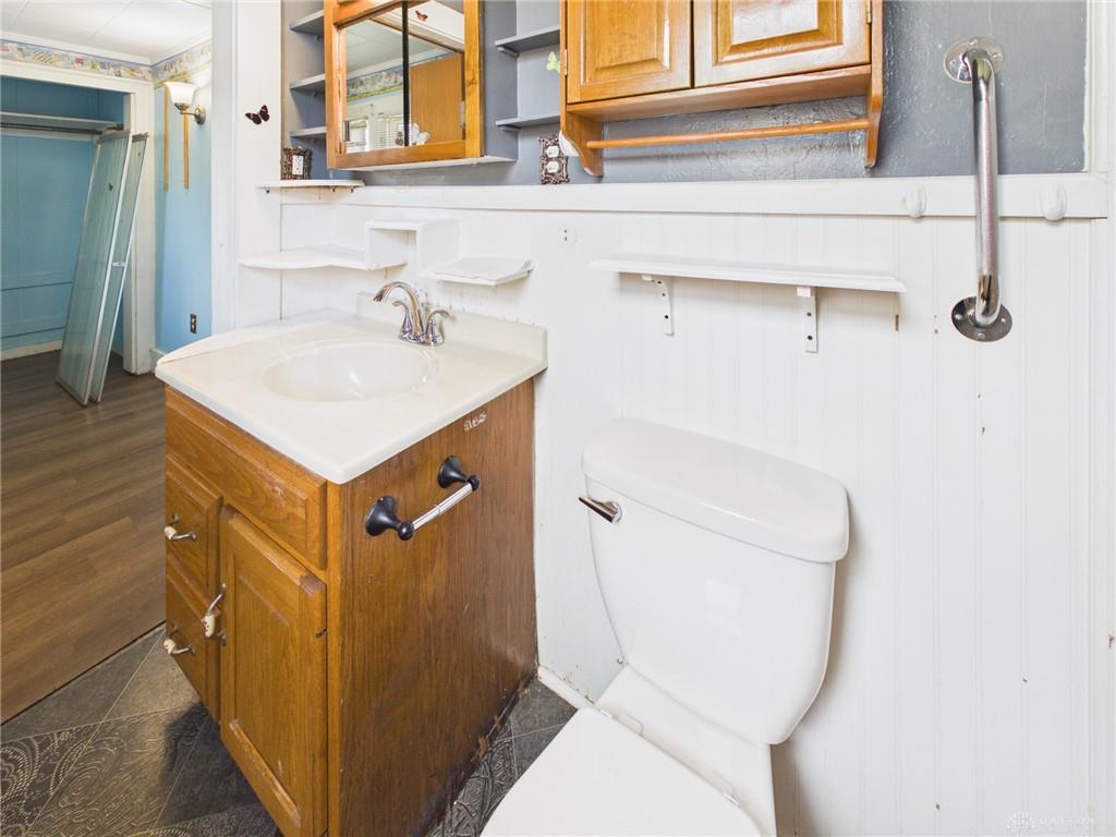 220 E Garnsey Property Photo 22