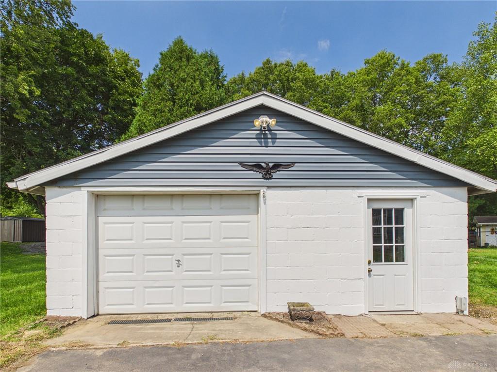 220 E Garnsey Property Photo 24