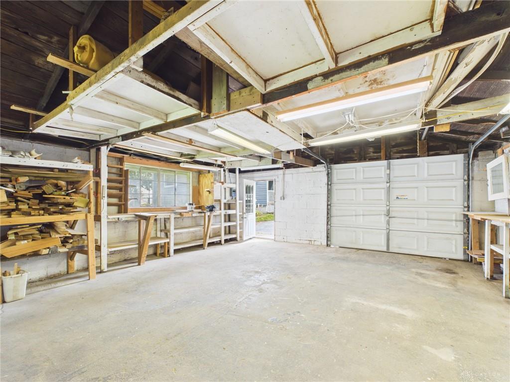220 E Garnsey Property Photo 26