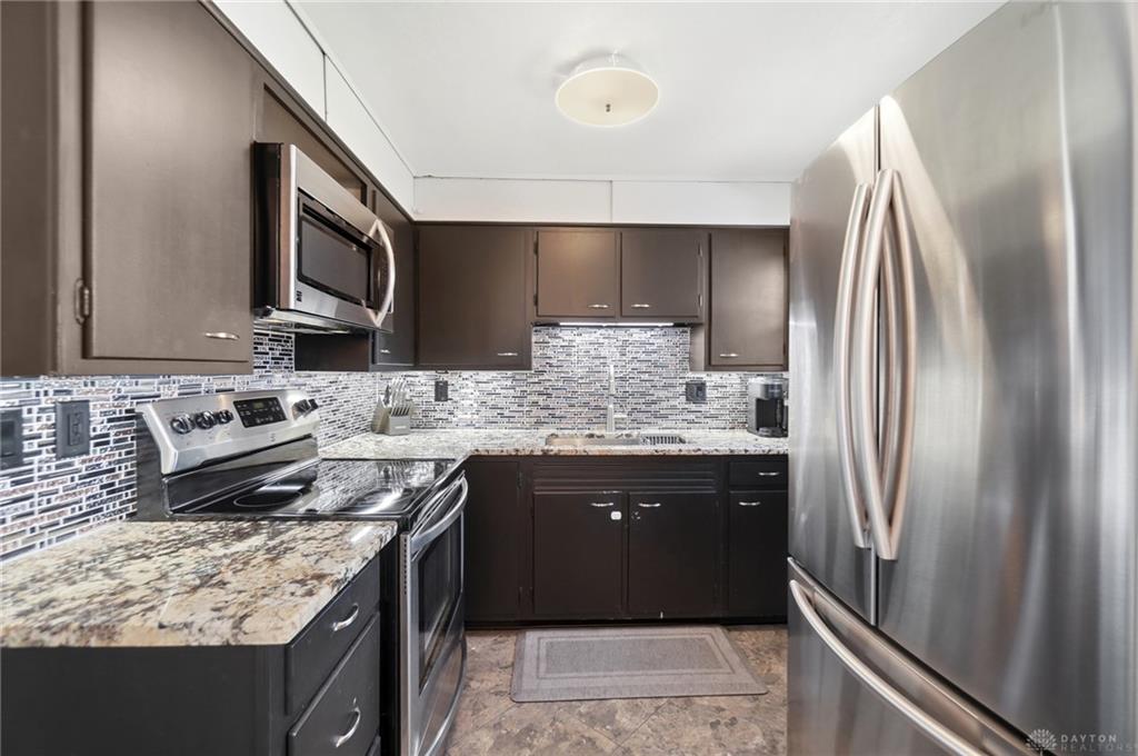 1034 Berkshire Property Photo 15