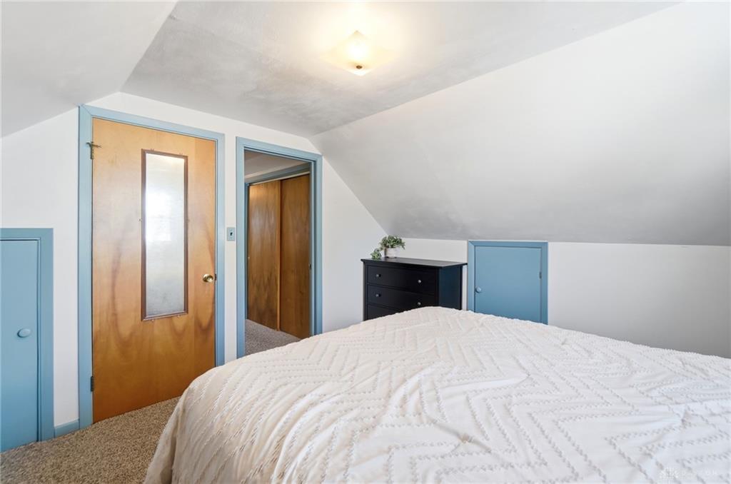 1034 Berkshire Property Photo 30