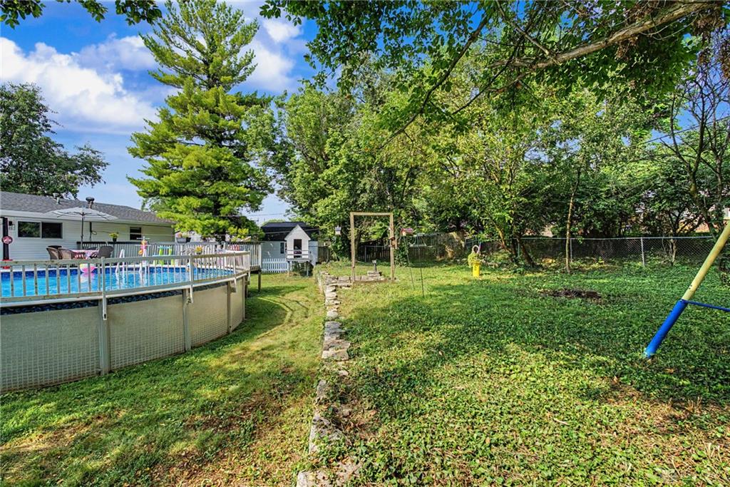 148 Beverly Property Photo 12
