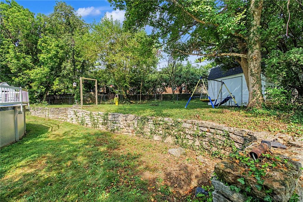 148 Beverly Property Photo 13