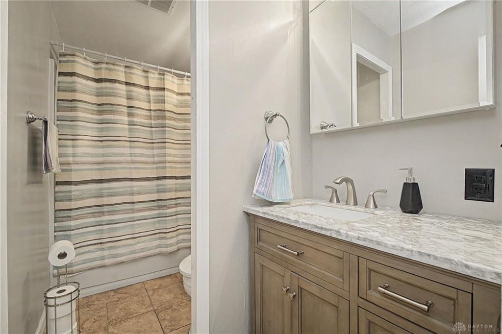 148 Beverly Property Photo 42