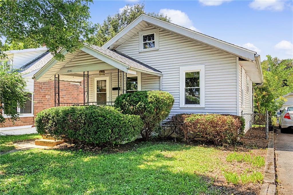 1841 King Property Photo 3