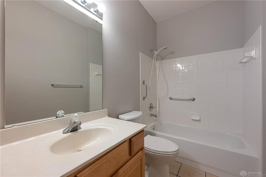 3028 Elmbrook Property Photo 12