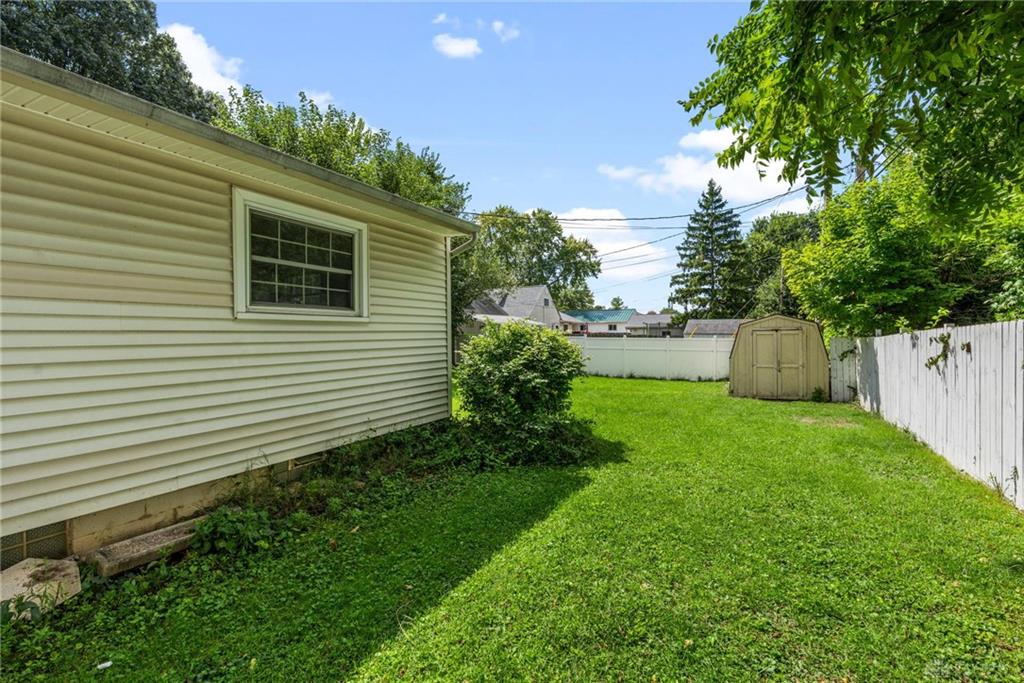 2209 Hazel Property Photo 4