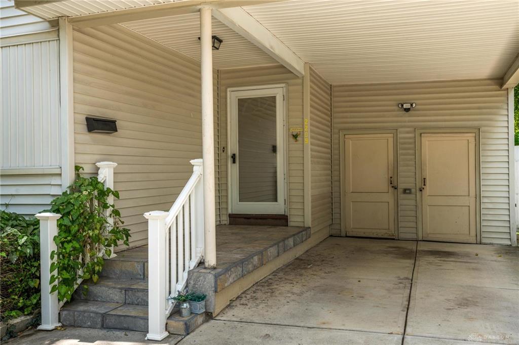 2209 Hazel Property Photo 9