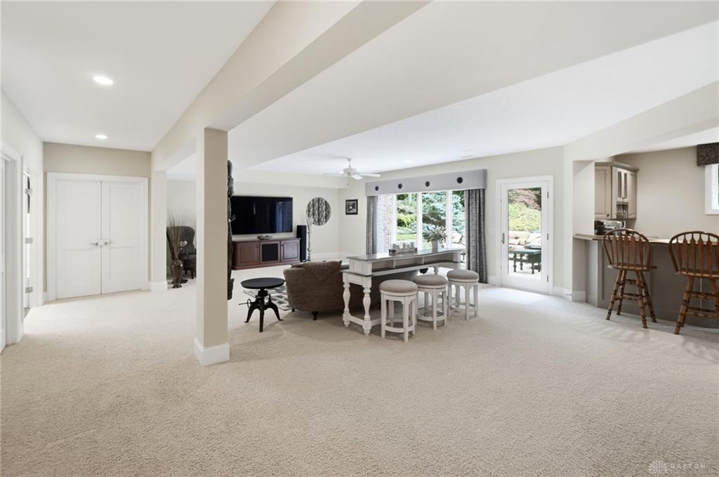 10842 Mariam Property Photo 40