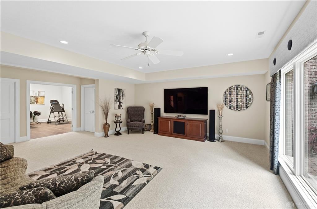 10842 Mariam Property Photo 42