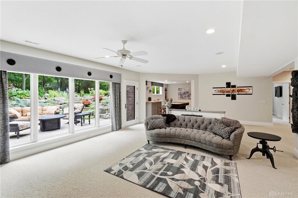 10842 Mariam Property Photo 44