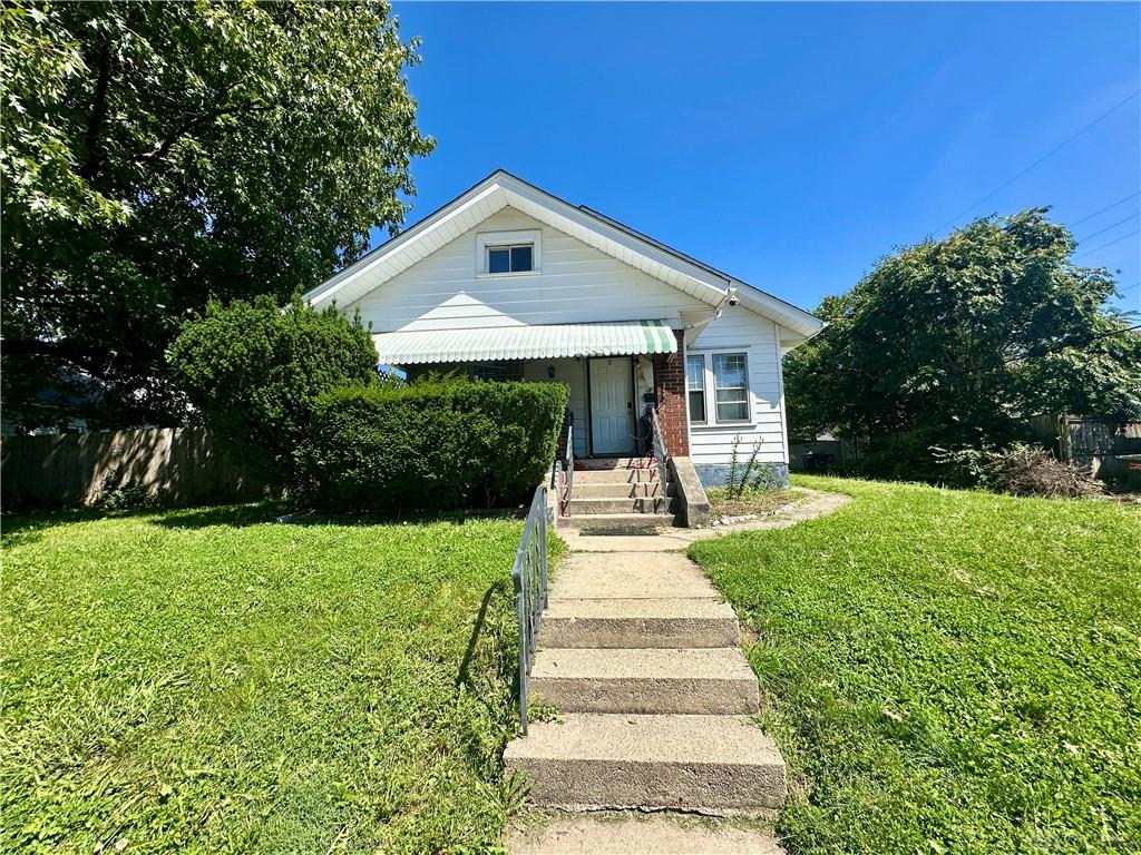 112 N Sperling Property Photo 1