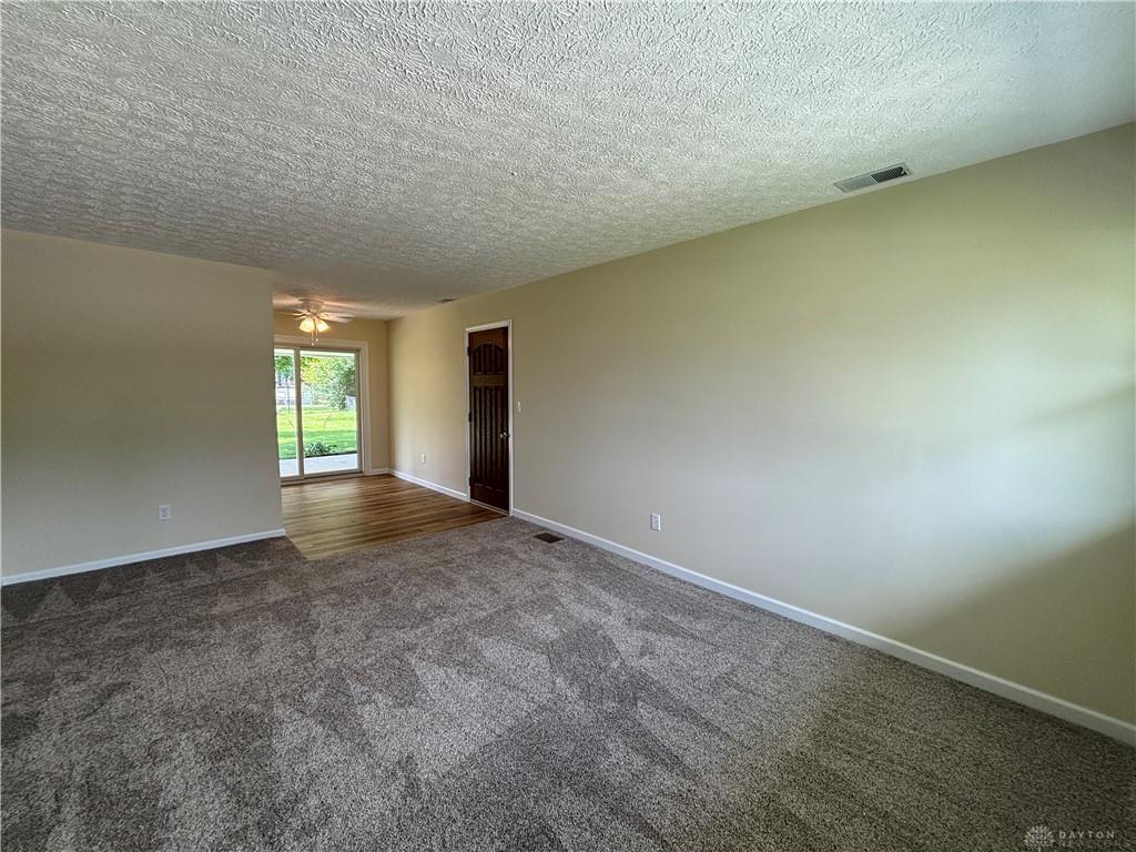 422 Buttercup Property Photo 4