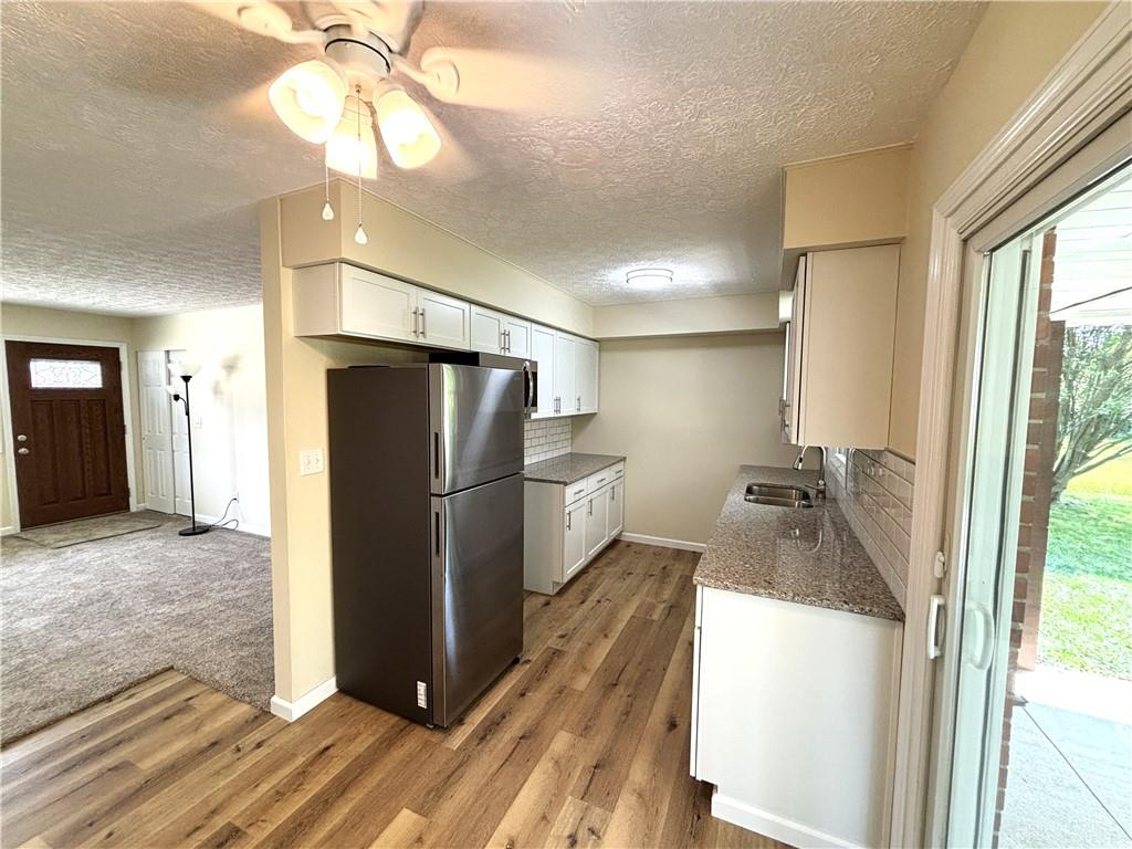 422 Buttercup Property Photo 7