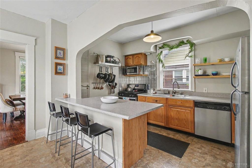 3935 Saint James Property Photo 13