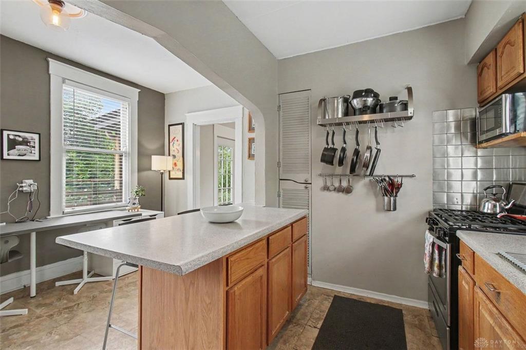 3935 Saint James Property Photo 15
