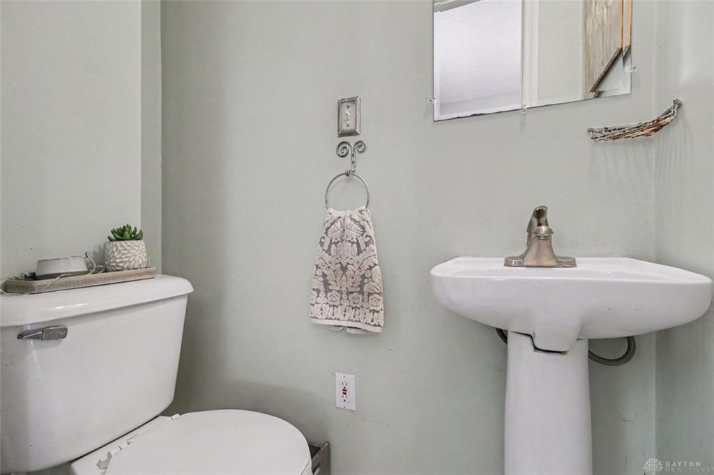 3935 Saint James Property Photo 28