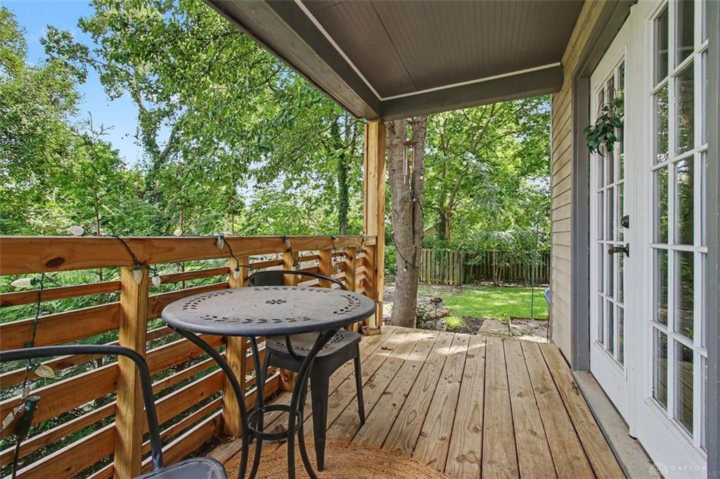3935 Saint James Property Photo 32