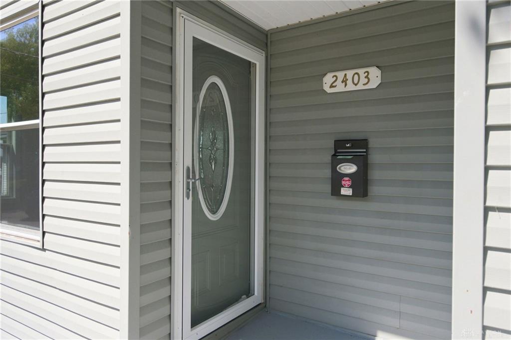2403 S Sutphin Property Photo 9