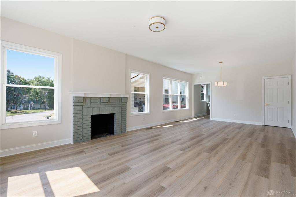 2403 S Sutphin Property Photo 13