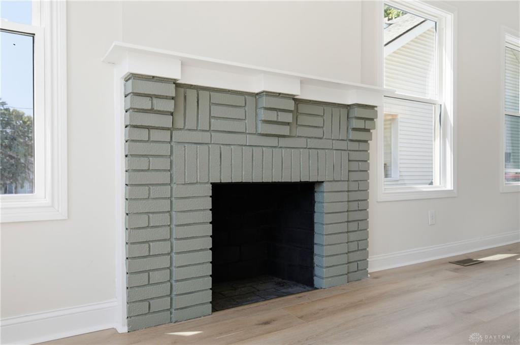 2403 S Sutphin Property Photo 14