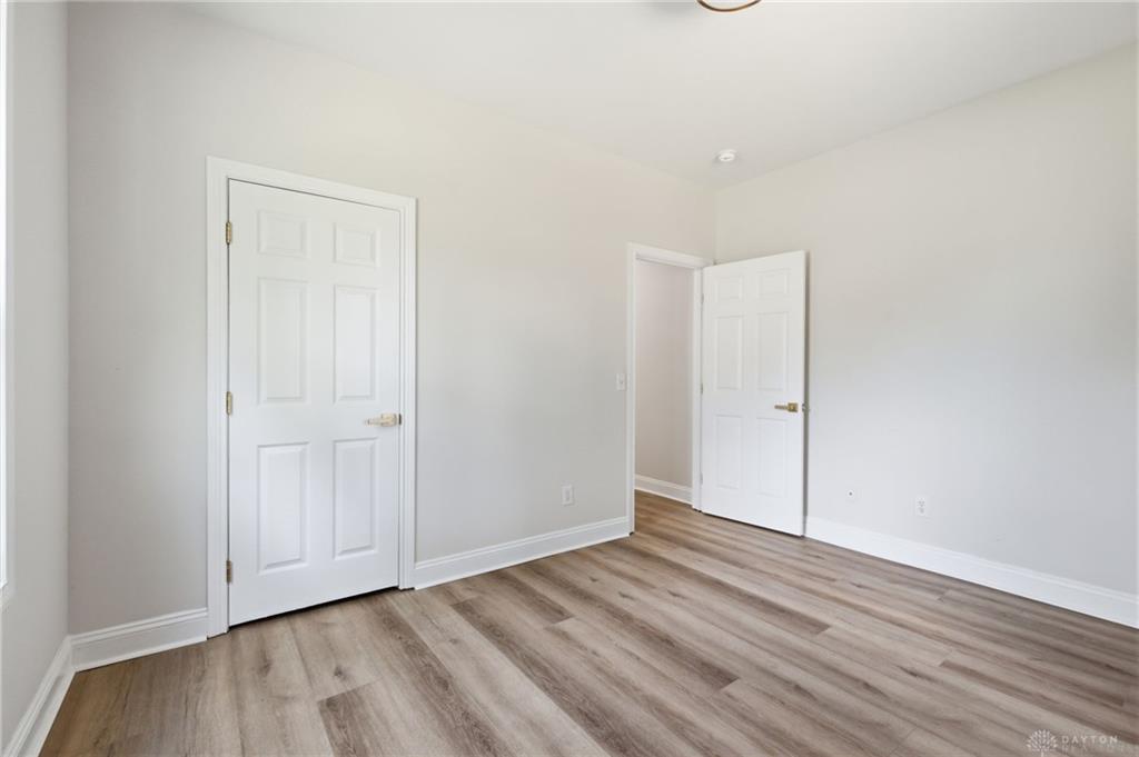 2403 S Sutphin Property Photo 21