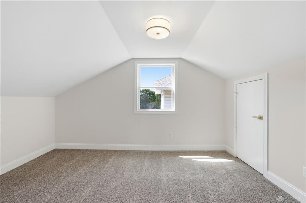 2403 S Sutphin Property Photo 30
