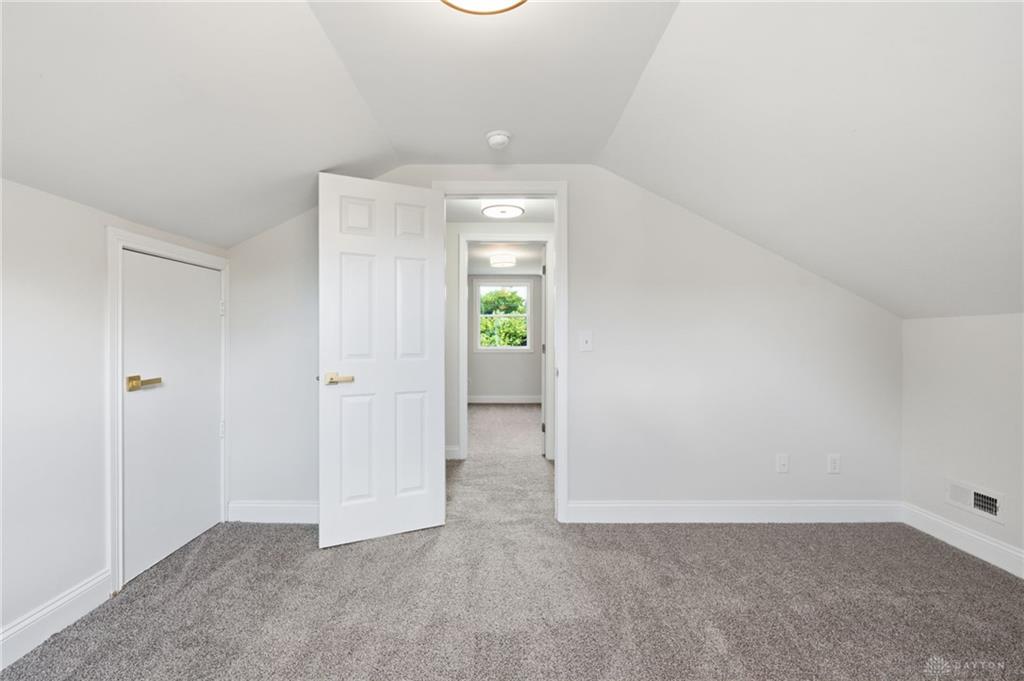 2403 S Sutphin Property Photo 32