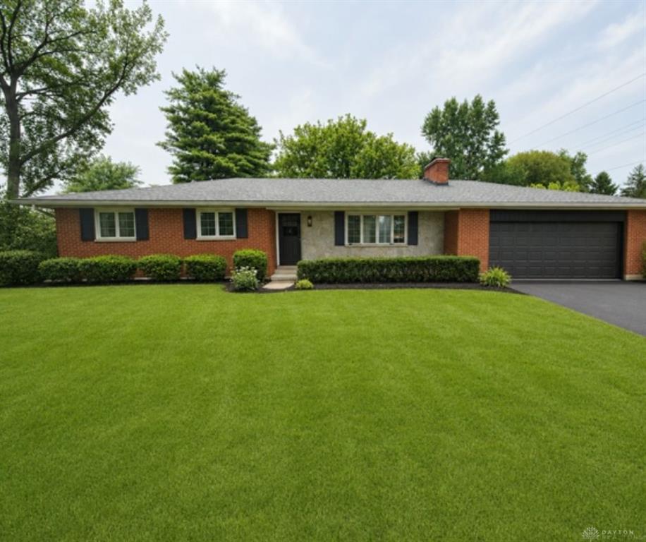 1086 Grange Hall Property Photo 1