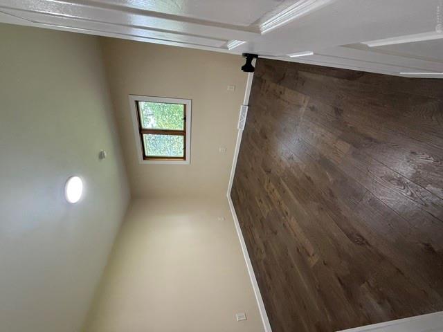 1086 Grange Hall Property Photo 15