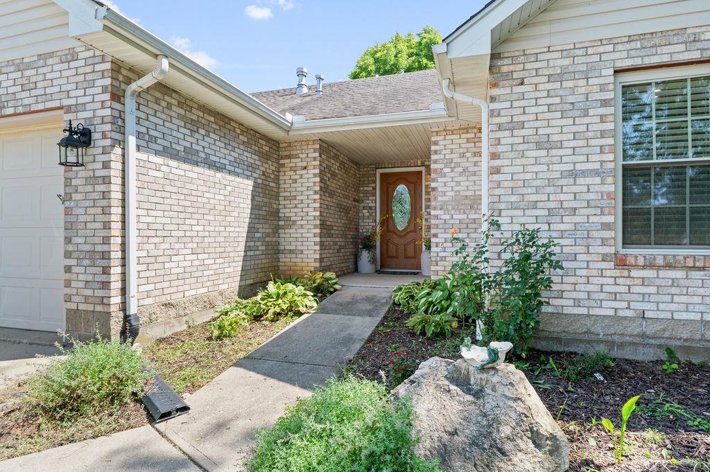6832 Union Property Photo 6