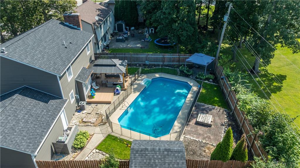 133 Twinbrook Property Photo 2