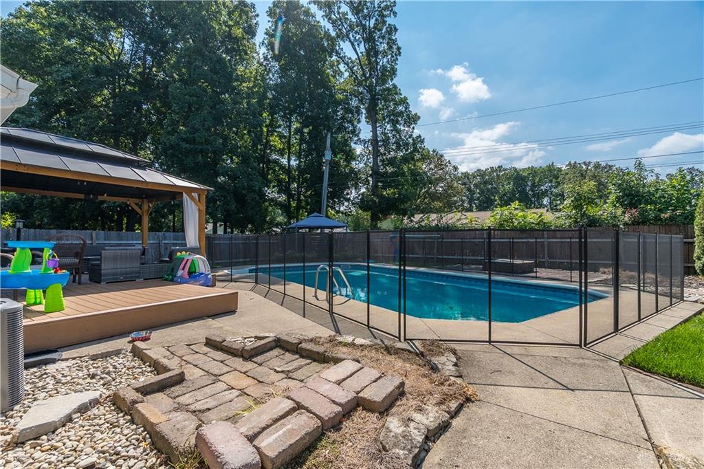 133 Twinbrook Property Photo 38