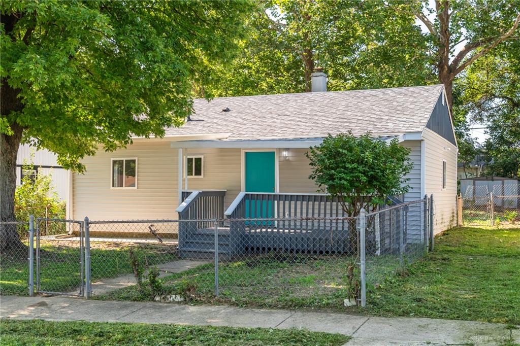1103 Russell Property Photo 2