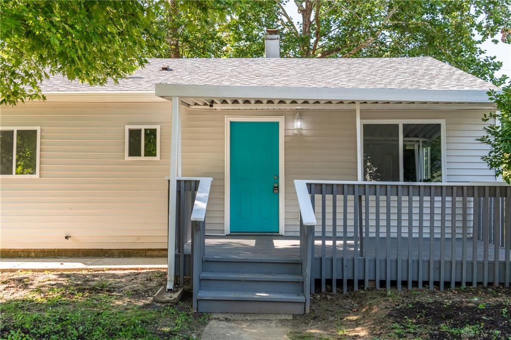 1103 Russell Property Photo 3