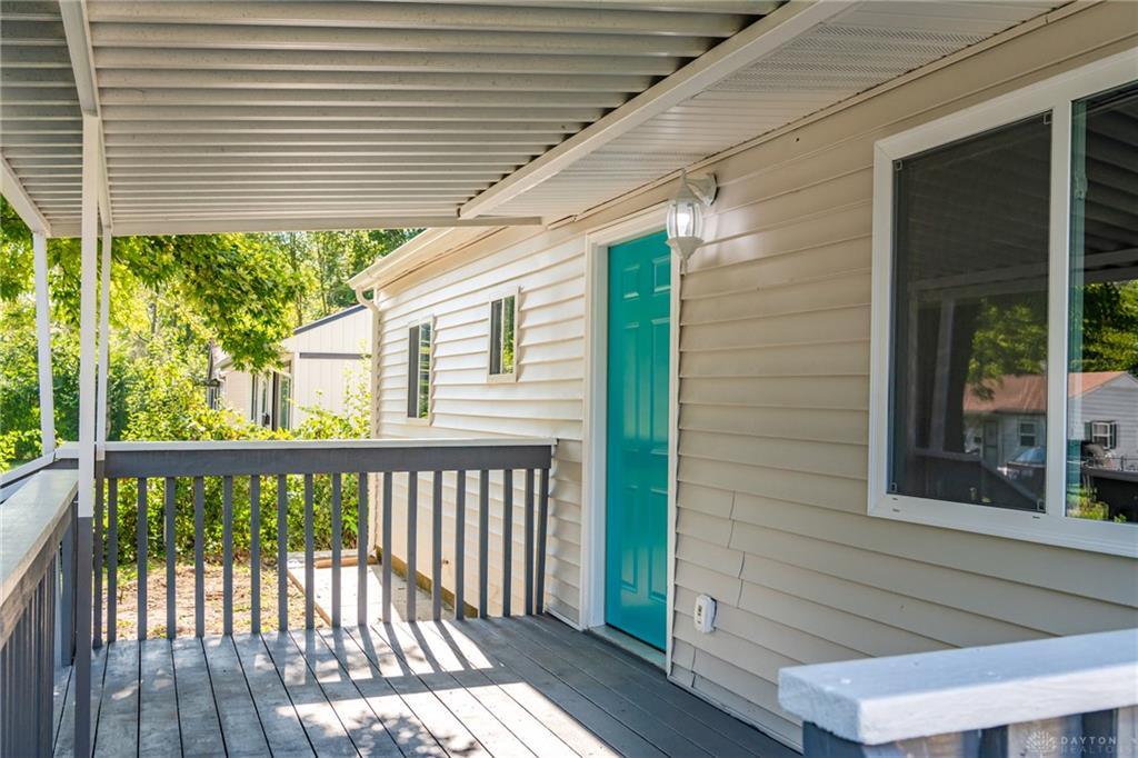 1103 Russell Property Photo 4