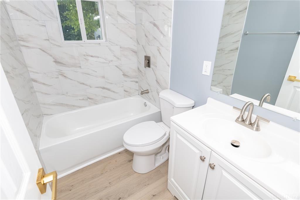 1103 Russell Property Photo 28