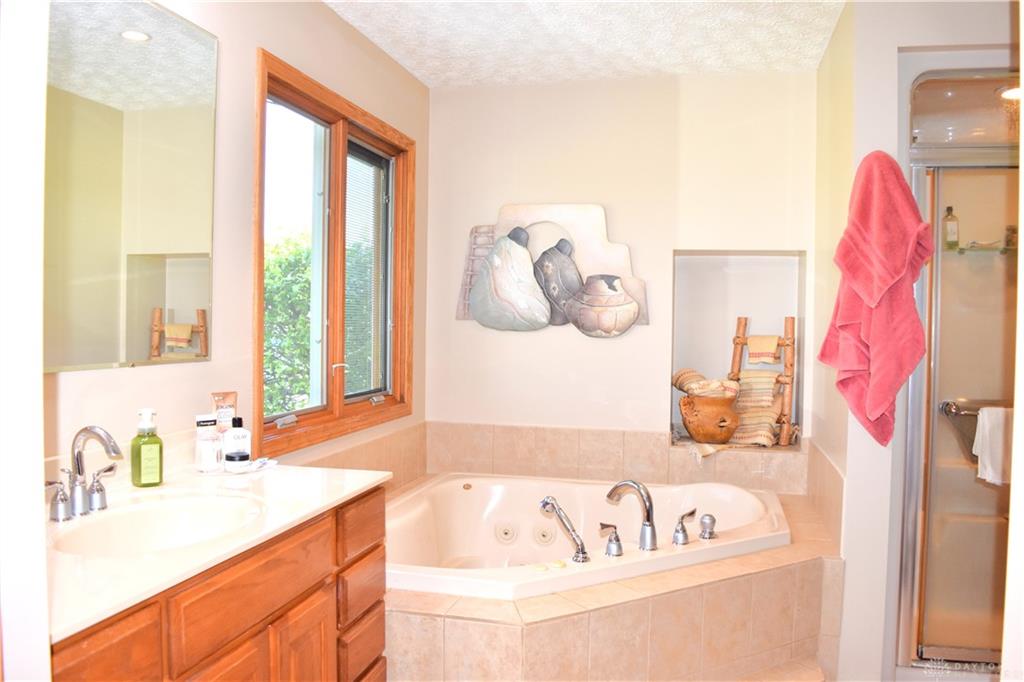 515 Snyder Property Photo 45